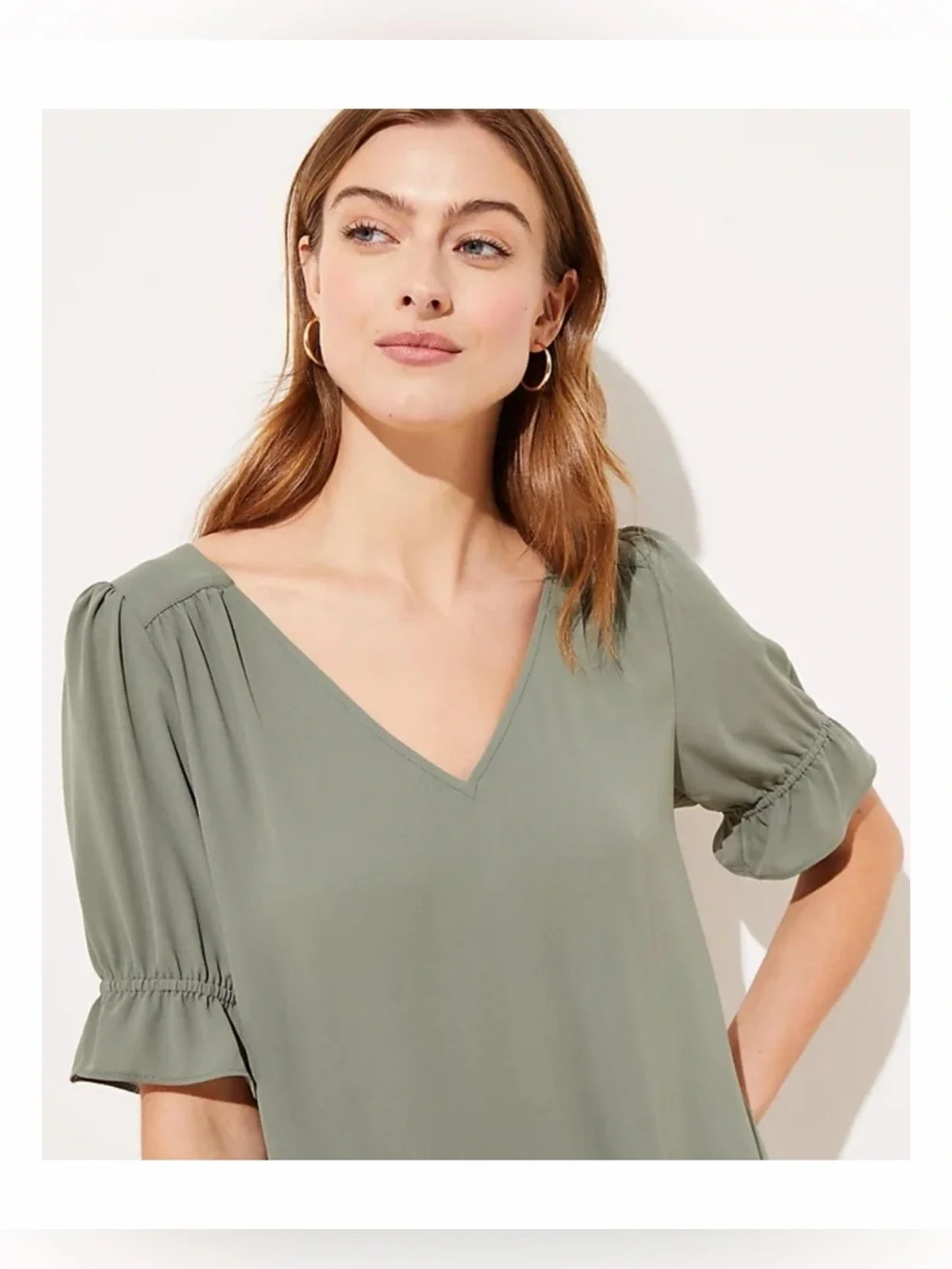 LOFT V-Neck Puff Sleeve Top in Eucalyptus Leaf Green size XS